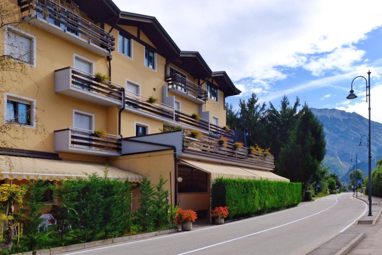 Hotel Dolomiti Levico Terme Esterno foto