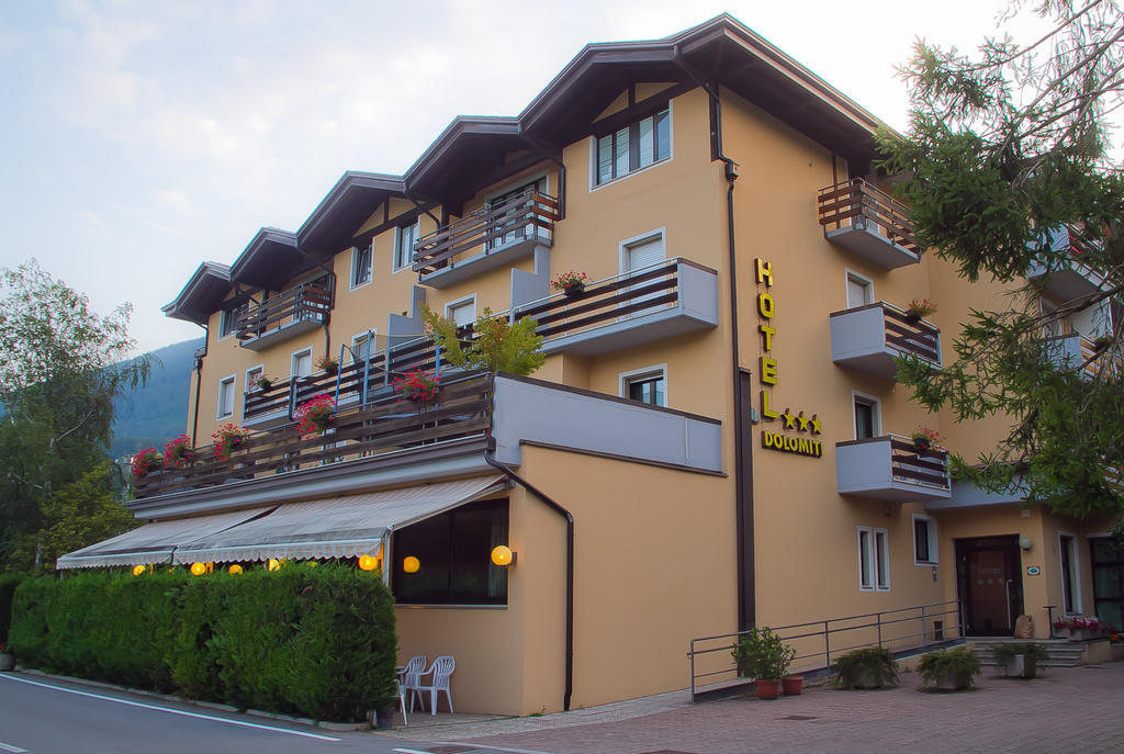Hotel Dolomiti Levico Terme Esterno foto